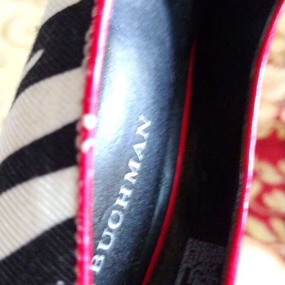 LADIES Designer Shoes by 𝅺DANA BUCKMAN - Picture 8 of 15